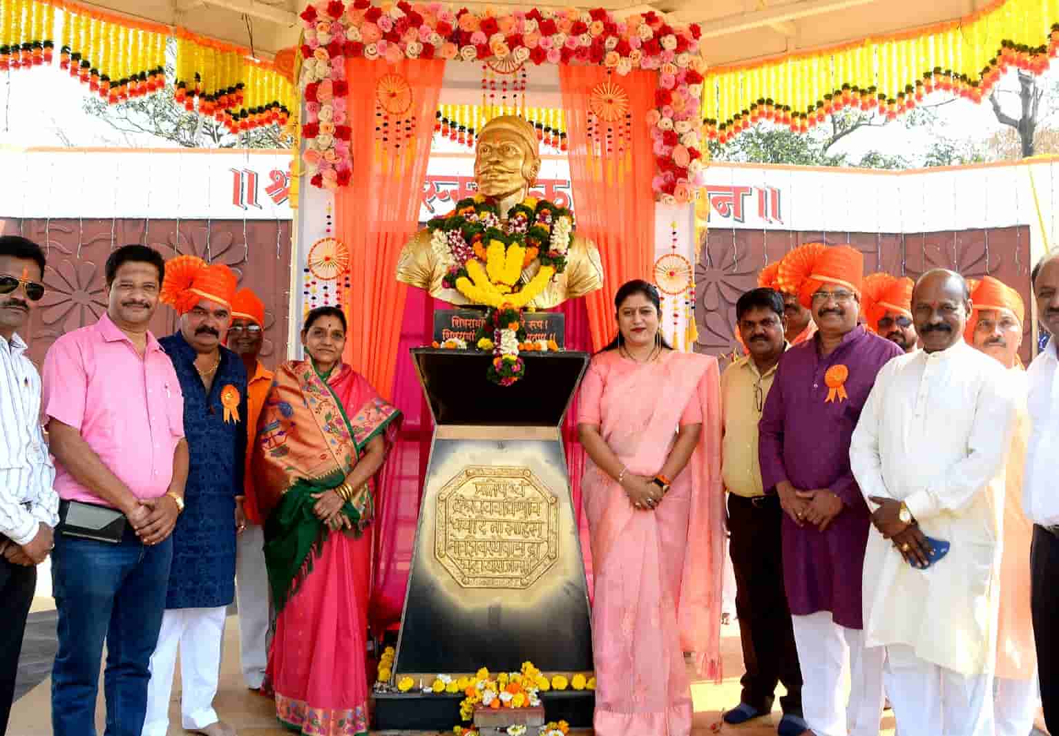 पिंपरी चिंचवड शहरात पालिकेकडून विविध ठिकाणी शिवजयंती साजरी...