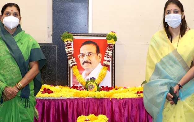 पिंपरी चिंचवड महापालिकेचे विरोधी पक्षनेते ते खासदार..