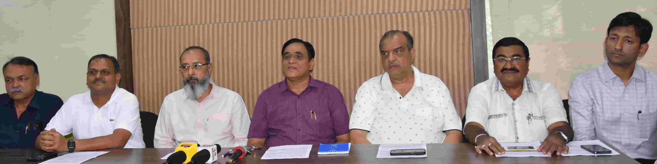 पुण्यातील कार्गो सुविधायुक्त आंतरराष्ट्रीय विमानतळाचा प्रश्न कायमचा मिटवा..