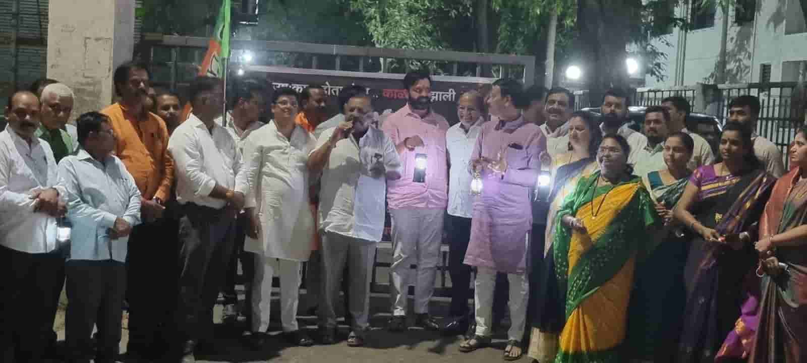 भारनियमनाच्या तडाख्यात नागरिक, उद्योजक वैतागले; भाजपचा कंदील मोर्चा...
