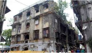 सर्वाधिक धोकादायक इमारतींची संख्या दापोडी, फुगेवाडी, कासारवाडी परिसरात अधिक...