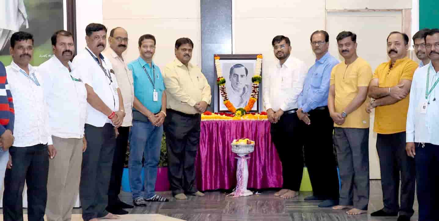 भारताचे दिवंगत माजी पंतप्रधान भारतरत्न, राजीव गांधी जयंतीनिमित्त अभिवादन..!