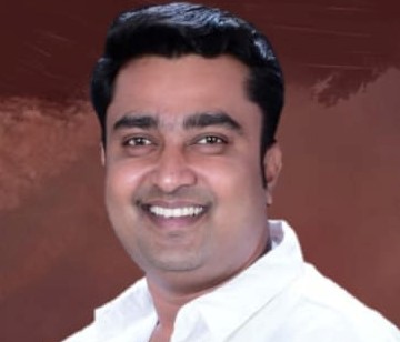 राष्ट्रवादी काँग्रेसचे नेते व पवार कुटुंबीयावर बोलण्याची मोहित कंबोजची लायकी नाही - इम्रानभाई शेख..