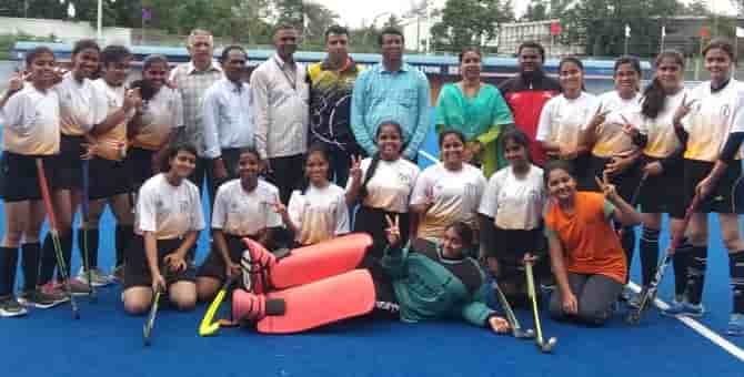 नेहरूकप हॉकी स्पर्धेत एसएनबीपी स्कूलचा विजय...