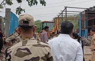 रावेतमध्ये अनधिकृत व्यवसायिक पत्राशेडवर पालिकेची कारवाई...