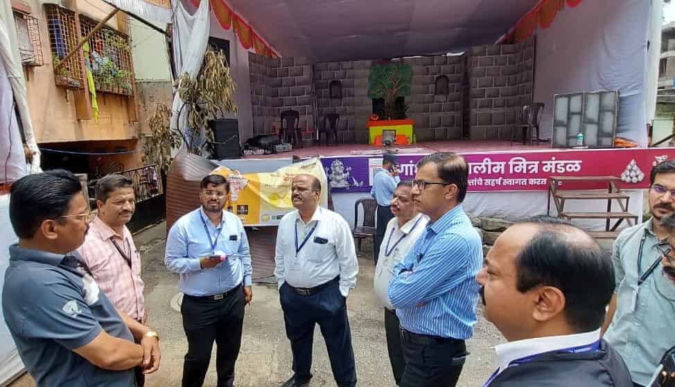 सर्वोत्कृष्ठ मंडळ पुरस्कासाठी समिती अधिकाऱ्यांच्या गणेश मंडळांना भेटी...