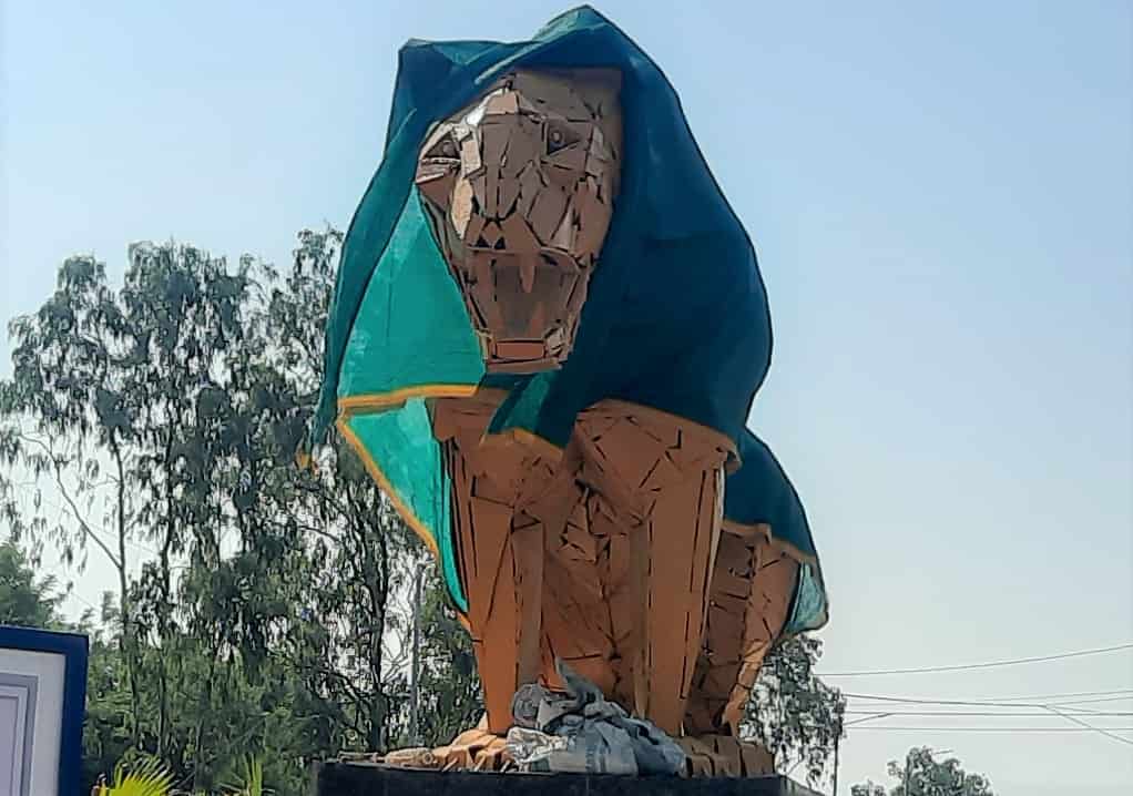 पावसामुळे त्या शिल्पांची दुरवस्था? अनावरणाला कधीचा मुहूर्त?..