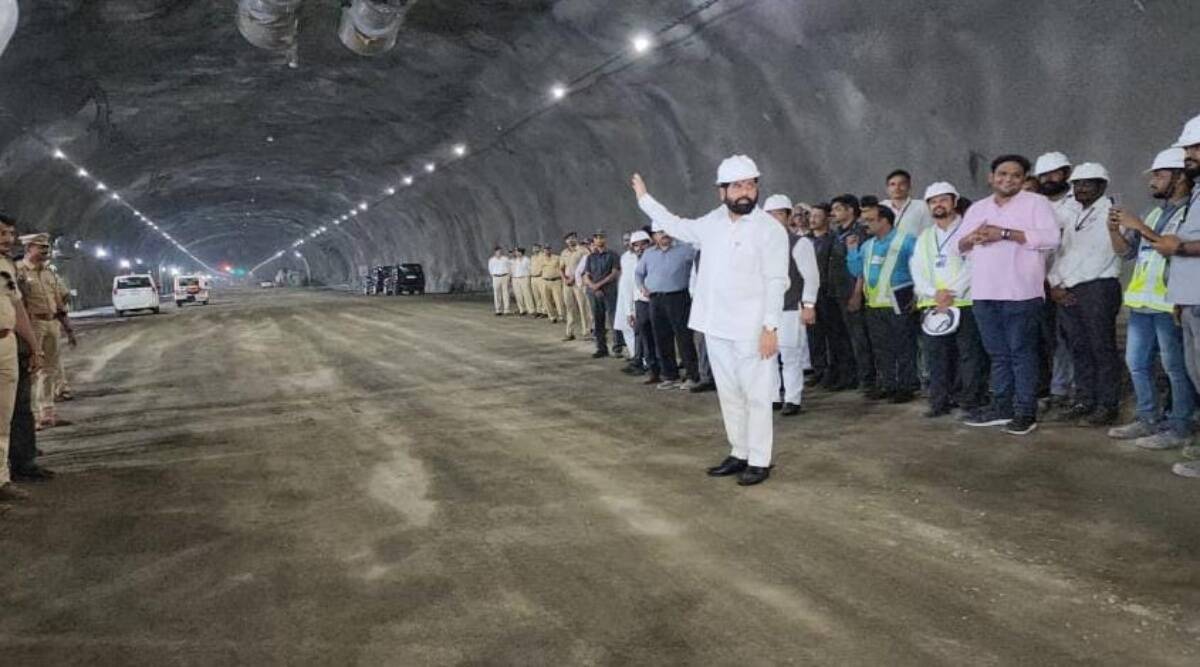 पुणे-मुंबई द्रुतगती मार्गावरील मिसिंग लिंक प्रकल्पाची मुख्यमंत्र्यांकडून पाहणी..