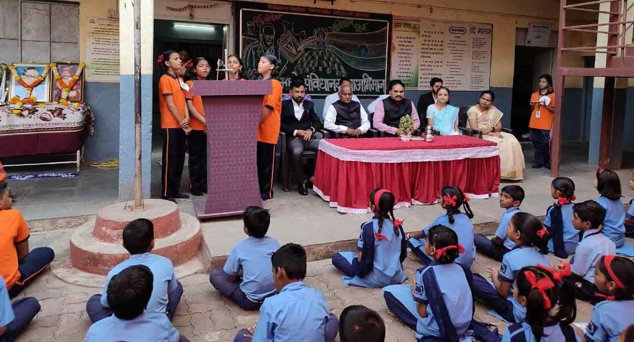 हक्कांसोबतच कर्तव्यांचीही जाणीव हवी - ॲड. नारायण रसाळ...