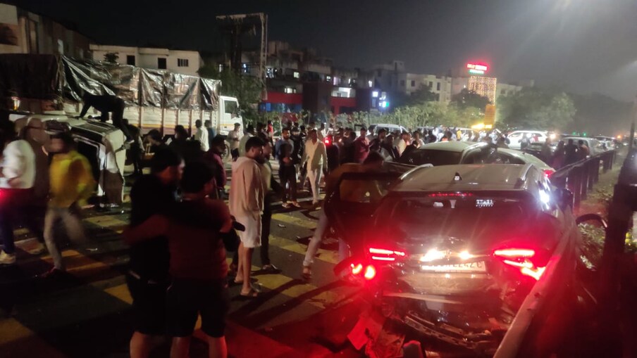 पुण्यातील नवले पुलावर भीषण अपघात; टँकरने रस्त्यावरील वाहनांना उडवलं...