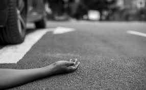 शिवसेना कार्यालयासमोर ट्रकने दुचाकीला ठोकले; एकाचा मृत्यू...