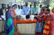 गवळीमाथा झोपडपट्टीतील ओल्या कचऱ्यातून शून्य कचरा उपक्रमांतर्गत खत निर्मिती...