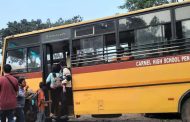 शाळकरी चिमुकल्यांच्या बसला लोहगड किल्ल्याजवळ अपघात..