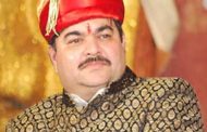 शरद पवार यांच्या वाढदिवसानिमित्त नाट्य परिषदेतर्फे अभिनेते प्रशांत दामले यांचा गौरव...