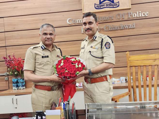 नवनियुक्त पोलिस आयुक्त विनय कुमार चौबे यांनी पदभार स्वीकारला...