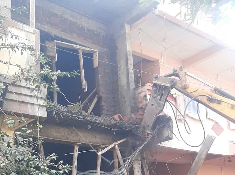 काळेवाडीतील अनधिकृत बांधकामांवर पालिकेच्या अनधिकृत बांधकाम विभागाचा हातोडा...