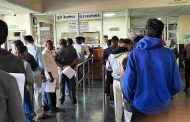 पालिकेच्या थेरगाव रुग्णालयातील प्रकार म्हणजे ' इलाज नको पण रांग आवर '..