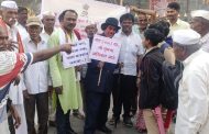 मतदार जनजागृतीसाठी चिंचवडमध्ये थेट 'चार्ली चॅप्लिन' अवतरले..