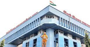 लेटलतीफ कर्मचाऱ्यांवर कारवाईचा इशारा..