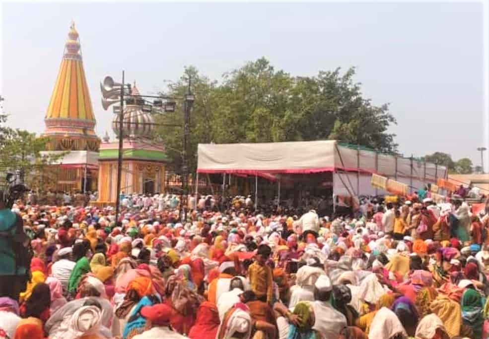 जगद्गुरू संत श्री तुकाराम महाराजांच्या ३७५ व्या बीज सोहळ्यात वारकऱ्यांची मांदियाळी...