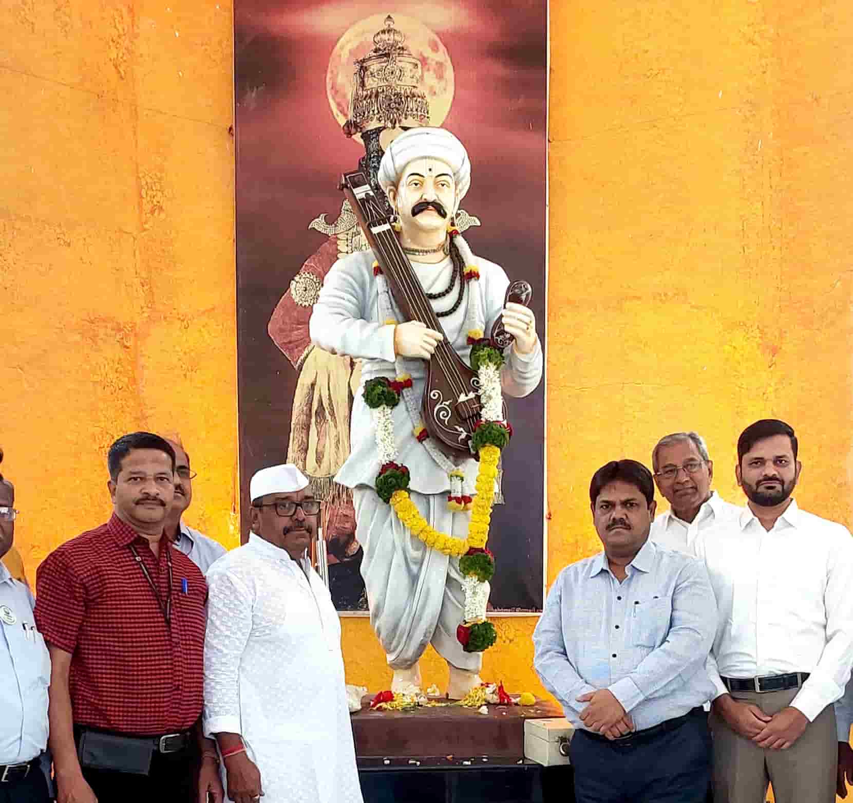 महापालिकेचे संत तुकाराम महाराजांना अभिवादन...