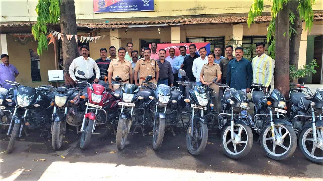 वाहनचोरीचे बीड कनेक्शन; तब्बल २१ गुन्हे उघडकीस; सहा लाखांच्या २५ दुचाकी जप्त.. 