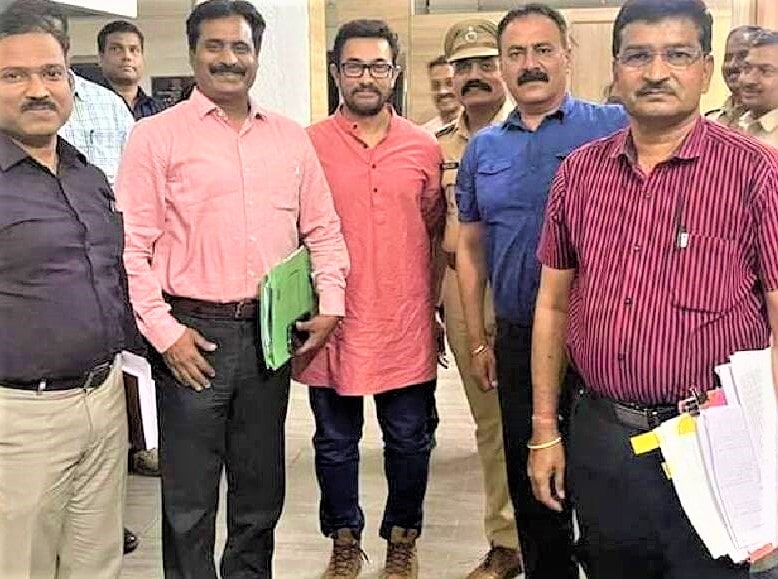 अभिनेता अमीर खान तडक पिंपरी चिंचवड पोलीस आयुक्तालयात...