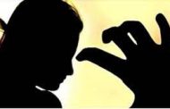 साफसफाईचे काम करणाऱ्या महिलेचा विनयभंग करीत जातीवाचक शिवीगाळ...
