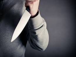 भाडेकरूच्या कारणावरून पिंपरीतील गांधीनगरमध्ये तरुणावर चाकू हल्ला...