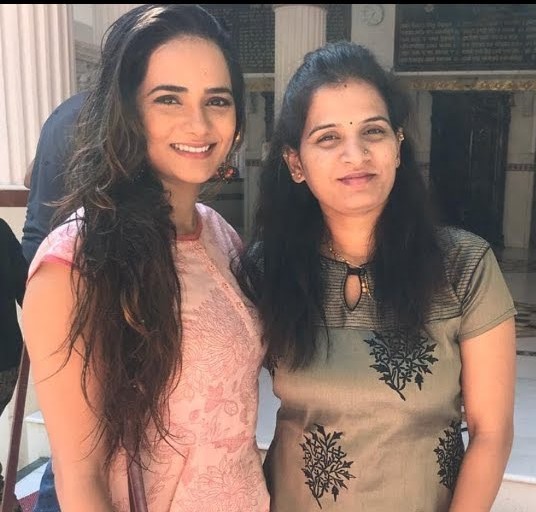 अभिनेत्री भाग्यश्री मोटे हिच्या बहिणीचा काळेवाडीत संशयास्पद मृत्यू...