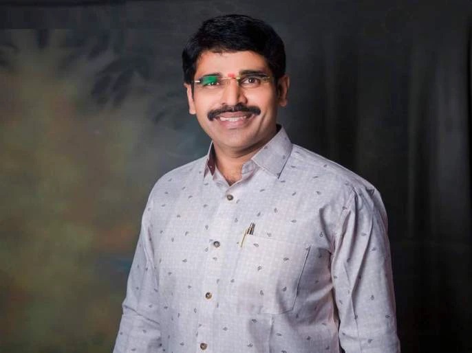 प्रतिशिर्डी शिरगावंच्या सरपंचावर सपासप कोयत्याने हल्ला..