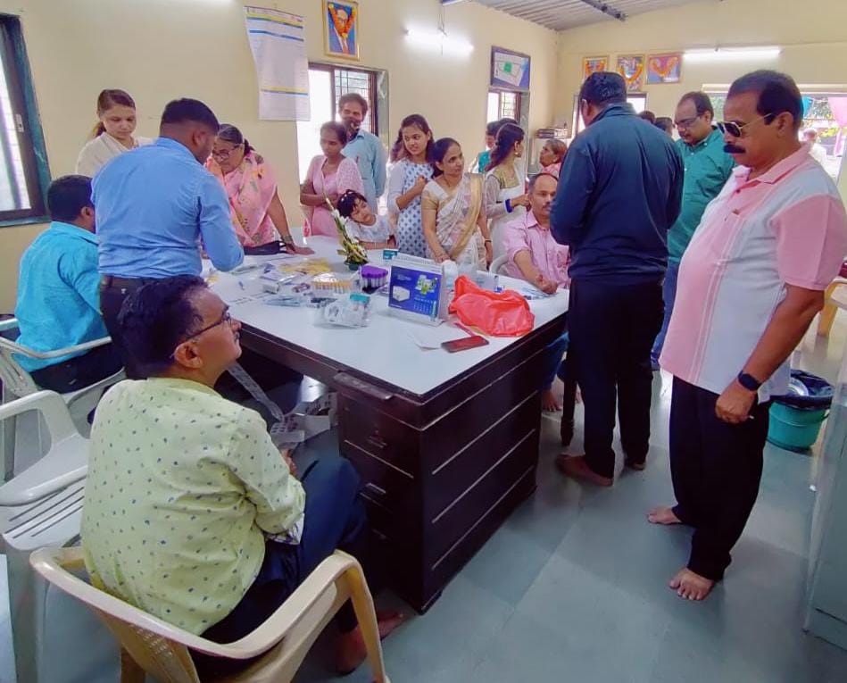 बुद्ध सेवा मंडळाच्या रस्टन कॉलनीतील आरोग्य शिबीरास उस्फुर्त प्रतिसाद...