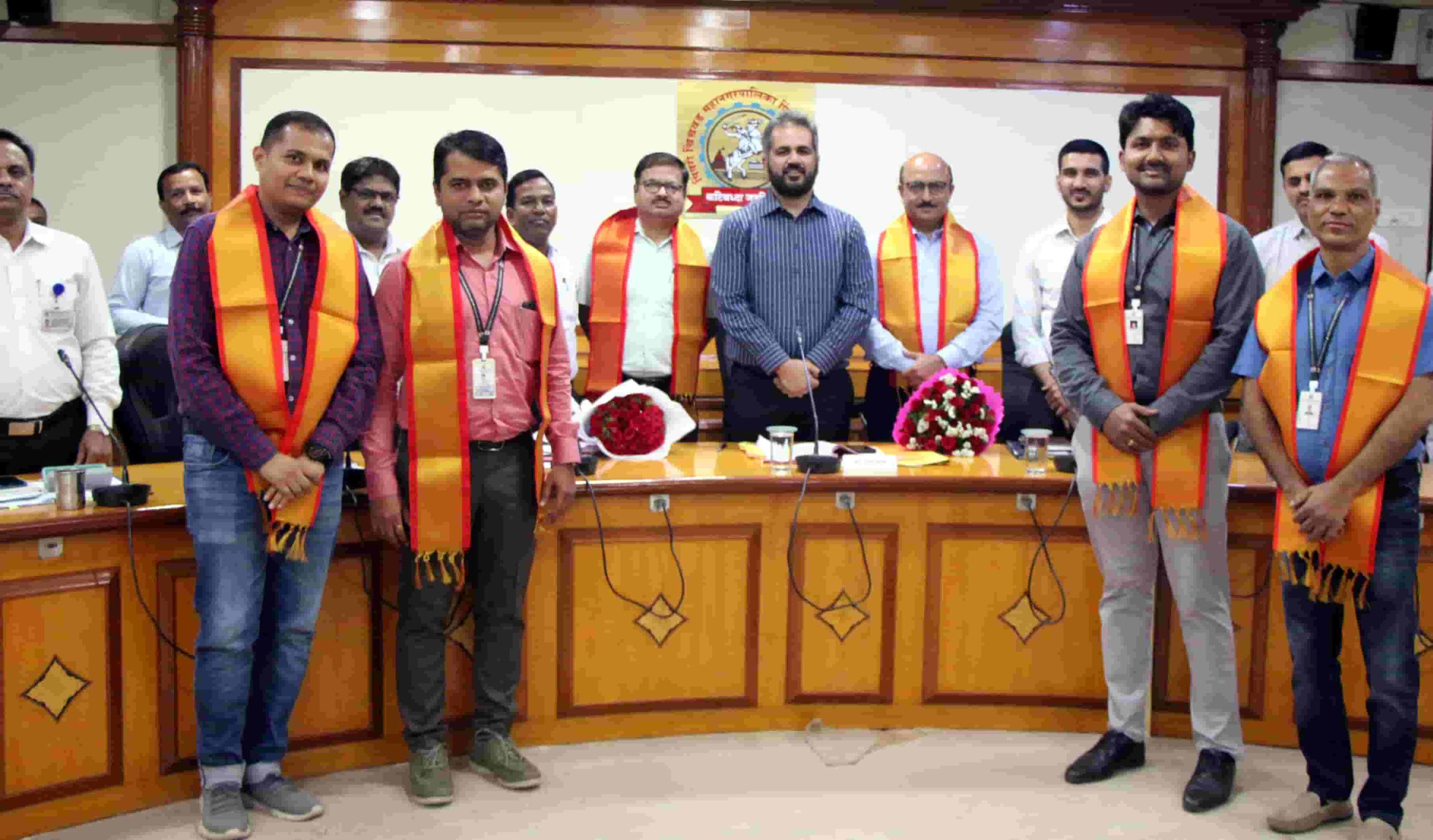 देशपातळीवर यश संपादन करणाऱ्या अधिकाऱ्यांसह कर्मचा-यांचा सत्कार...