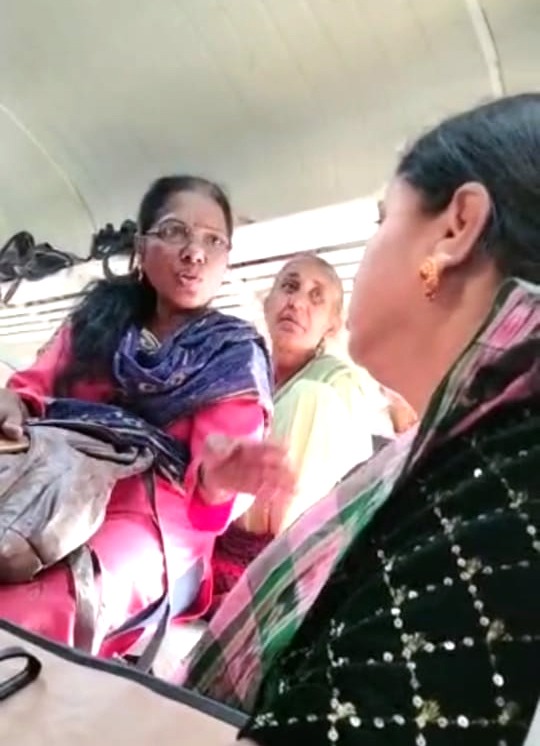 पुणे-मुंबई दरम्यान २१ डब्यांची सिंहगड एक्स्प्रेस सुरु करा..