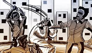 भांडणाच्या कारणावरून फळगाडी व्यवसायिकाला तिघांकडून थरमॅक्स चौकात बेदम मारहाण...