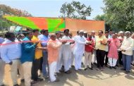 स्व. उषाताई गोरे स्मरणार्थ बनसारोळा येथे स्वागत कमान लोकार्पण सोहळा संपन्न...