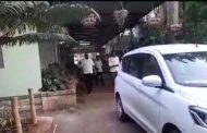 लाचलुचपत प्रतिबंधक विभागाकडून उद्यान विभागातील कर्मचाऱ्याला लाच घेताना पकडले...