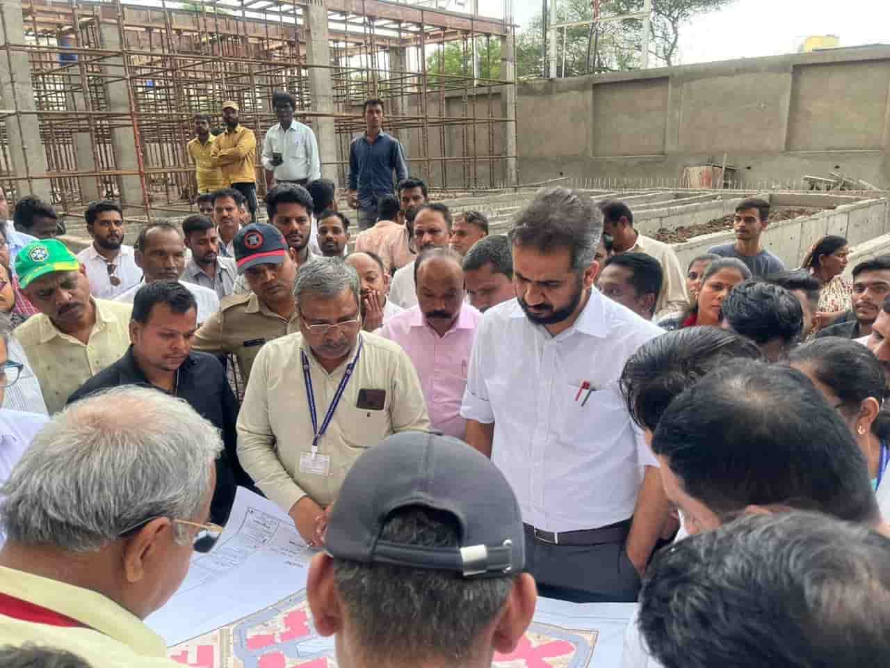 चऱ्होली, बोऱ्हाडेवाडी येथील आवास प्रकल्पाची आयुक्तांकडून पाहणी..