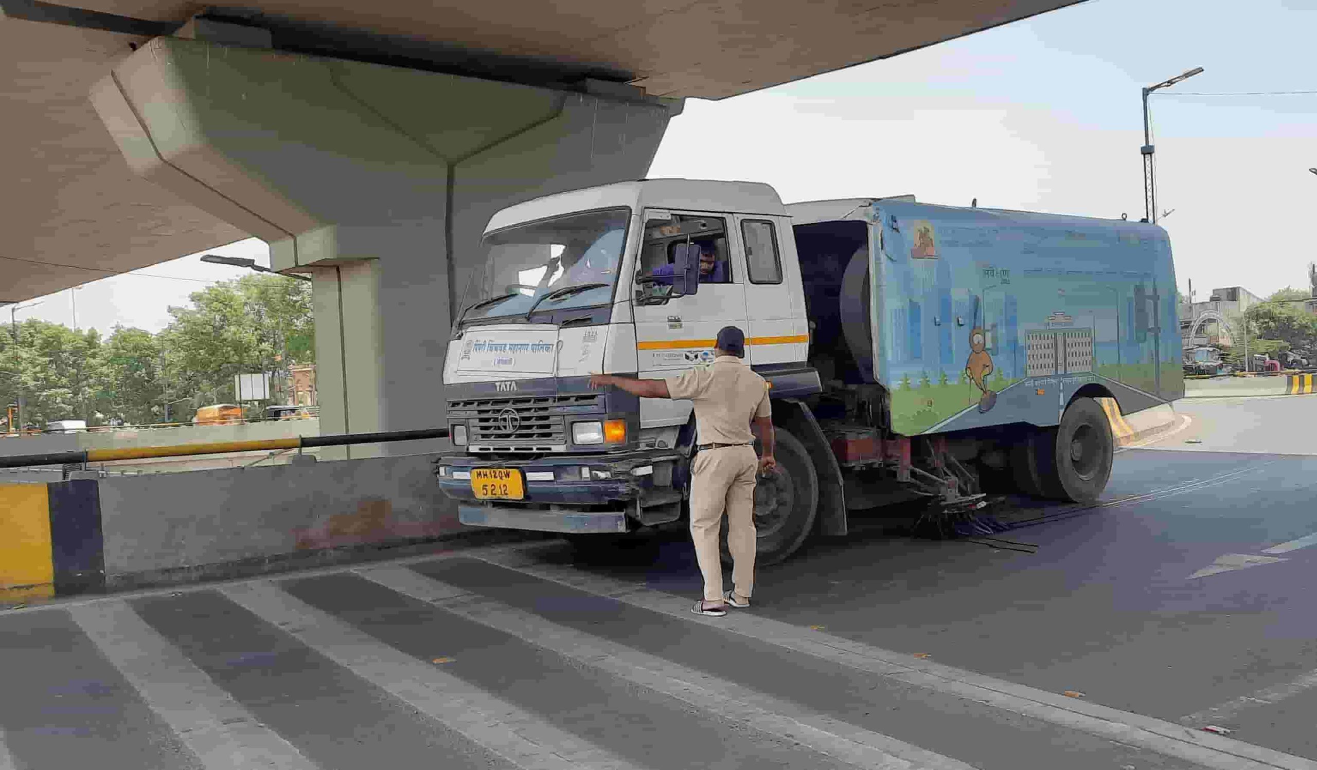 रस्त्यांची यांत्रिकी पद्धतीने होणार साफसफाई