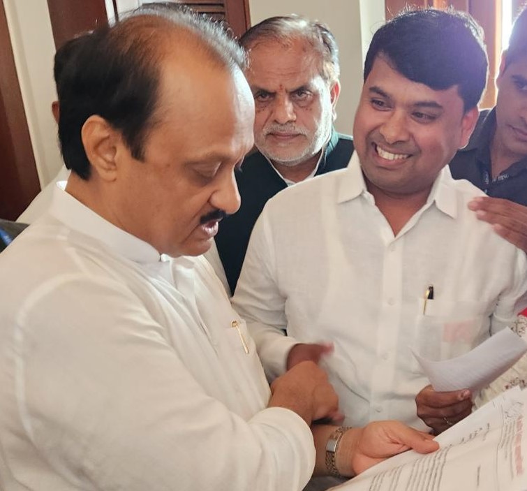 भाजपचे पिंपरी विधानसभा प्रमुख अमित गोरखे अजितदादांच्या भेटीला...
