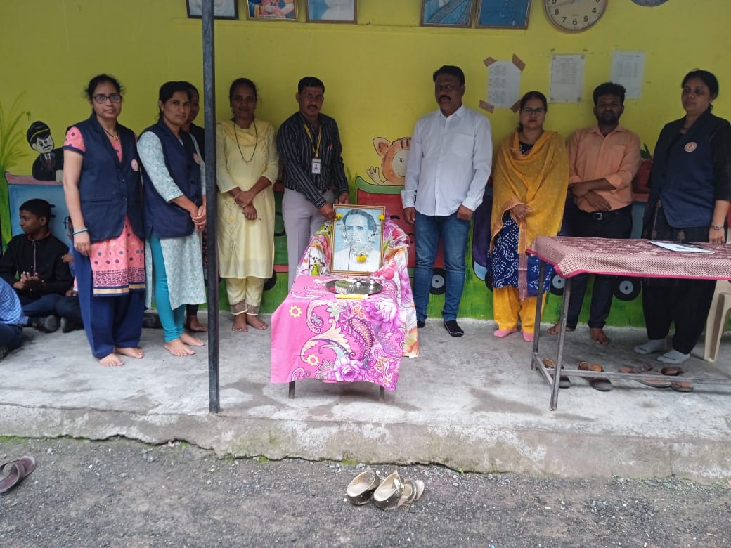 न्यू सिटी प्राईड स्कूलमध्ये अण्णाभाऊ साठे पुण्यतिथी साजरी...