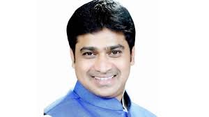 राष्ट्रवादीचे शहराध्यक्ष अजित गव्हाणे यांच्यासह चार कार्याध्यक्ष पक्षातून बडतर्फ..