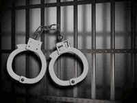 वडापावच्या गाडीवरुन अपहरण केलेल्या तरुणाला चक्क आणले पोलीस ठाण्यात...