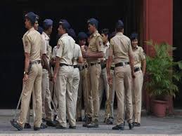 पिंपरी चिंचवड पोलीस आयुक्तालयाकडून पुन्हा गुन्हेगारांची धरपकड...