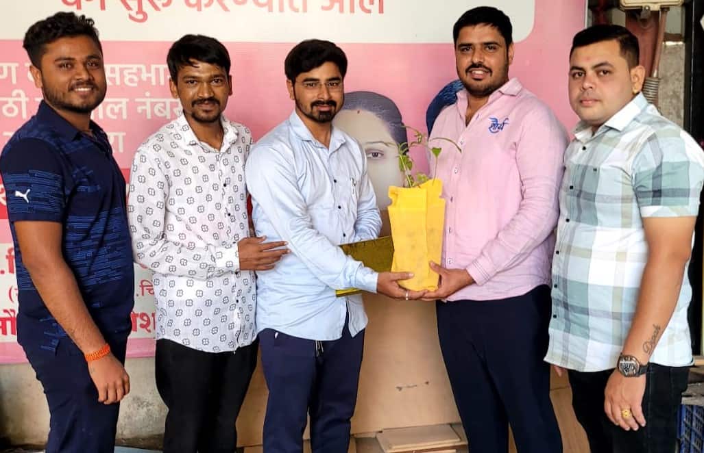 सर्पमित्र हे आधुनिक काळातील सापांचे रक्षक - स्वी सदस्य दिनेश यादव...