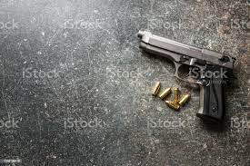 उसणे घेतलेले पैसे परत मागितले म्हणून एकाला गोळ्या मारून केले खल्लास...