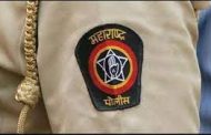 महाविद्यालयाच्या आवारात भटकणाऱ्या रोड-रोमिओंना पोलिसांनी घडविली चांगलच अद्दल...