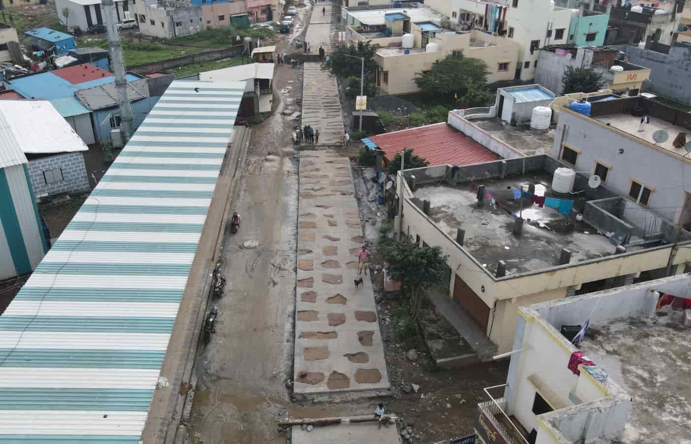 गेल्या तीस वर्षांपासून प्रलंबित भोसरीतील त्या रस्त्याला गती..