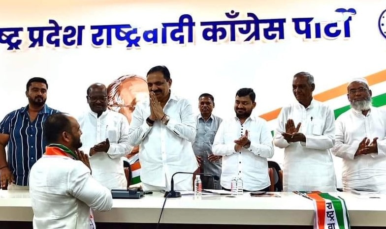 शरद पवारांचा दौरा संपताच शहर राष्ट्रवादीत 'इनकमिंग'ला सुरुवात..