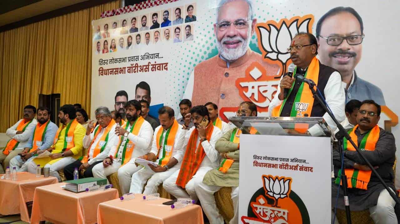 हिंदू संस्कृती संपवण्याची भाषा करणाऱ्यांचा बदला घ्या..